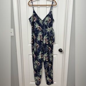 Just Be Sleeveless Navy Floral Patterned Jumpsuit XL
